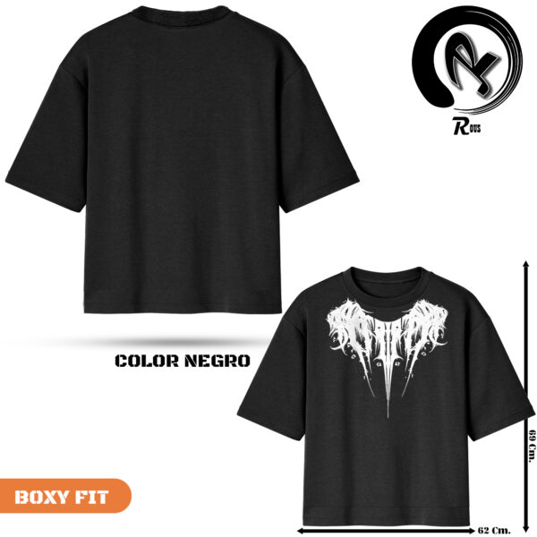 BOXY FIT (ALAS EN EL CUELLO)